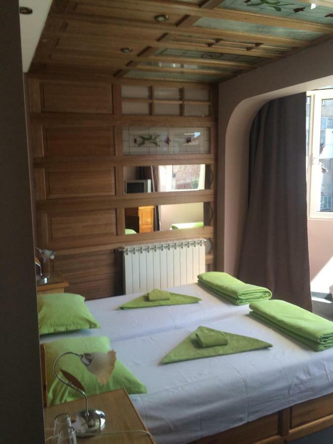 Pop Bogomil Family Hotel Σόφια Εξωτερικό φωτογραφία